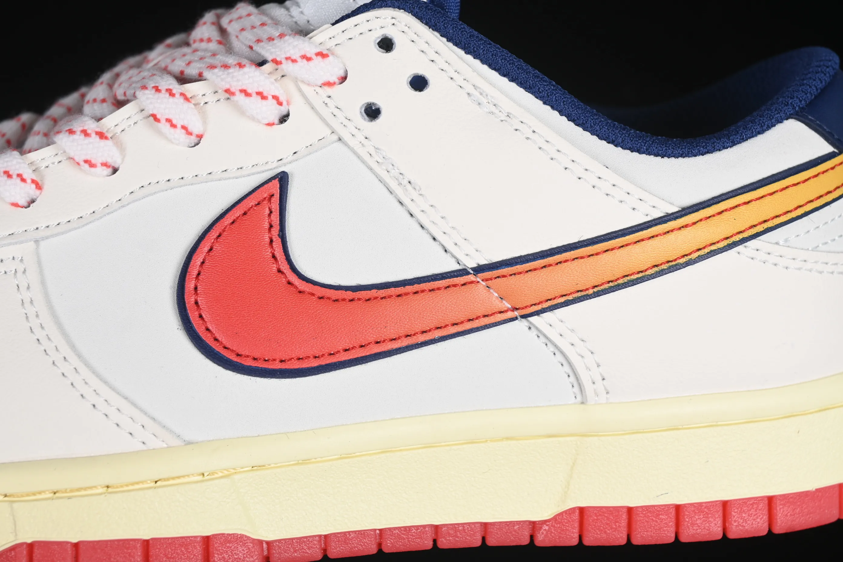 All categories Nk SB Dunk series Nk SB Dunk Low low-top sneakers Nike SB Dunk Low rainbow gradient low-top casual sports skateboard shoes HV5749-110